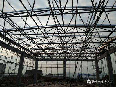 鋼結構廠房每平米用鋼量一般是多少新規定（鋼結構廠房每平米用鋼量受多種因素影響）