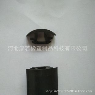 光伏板之間的防水 建筑方案設計 第1張