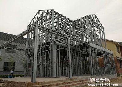 新型鋼結構別墅定制廠家電話 結構橋梁鋼結構施工 第4張