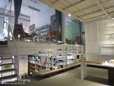 鋼架展柜（智能化鋼架展柜的功能介紹珠寶店展柜定制的流程） 建筑效果圖設計 第3張